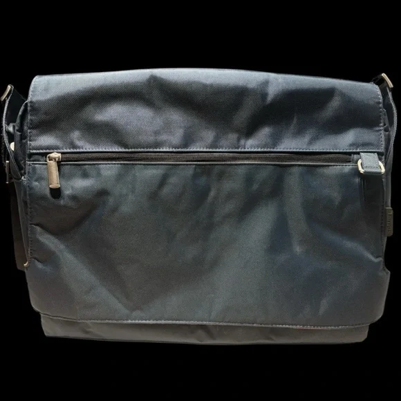 Targus Blue And Orange Messenger Bag For Men, Laptop Crossbody, Adjustable Strap - Picture 5 of 9